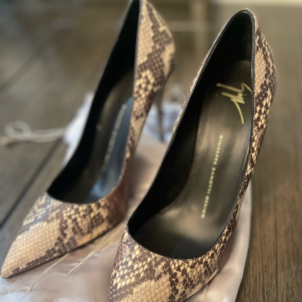 Giuseppe Zanotti Python Print Pumps - image 1